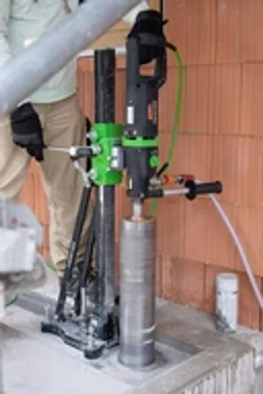 Установка алмазного бурения Eibenstock DBE 182