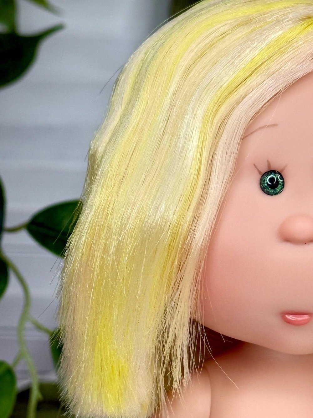 Кукла Nines виниловая 23см Little Mia без одежды (3199W28)