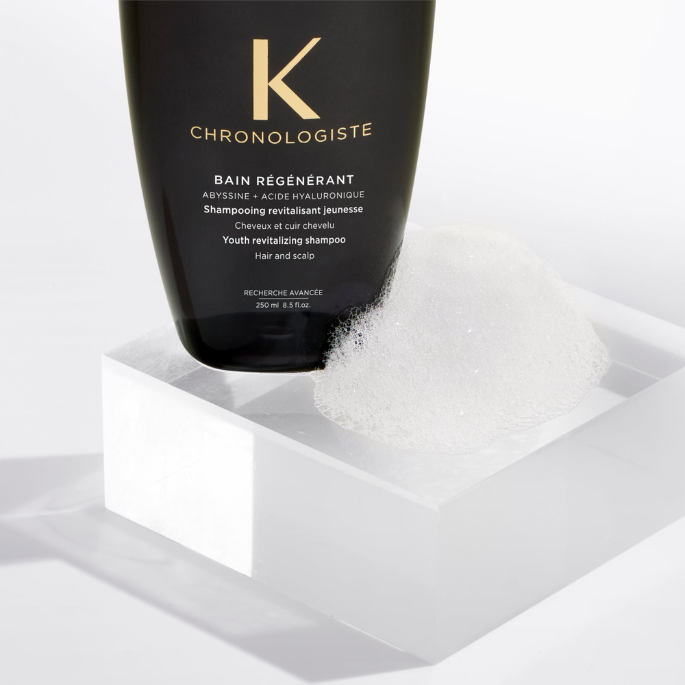Kerastase Chronologiste Bain Regenerant - антивозрастной укрепляющий и восстанавливающий шампунь /   250  ml  / GTIN 3474636728268