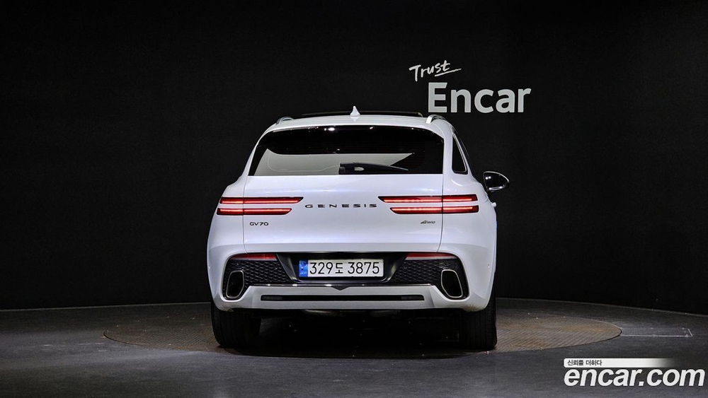 Genesis GV70 2.5T Бензин AWD (10.2022)