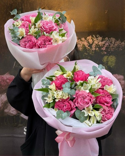 Букет из кантри и альстромерий