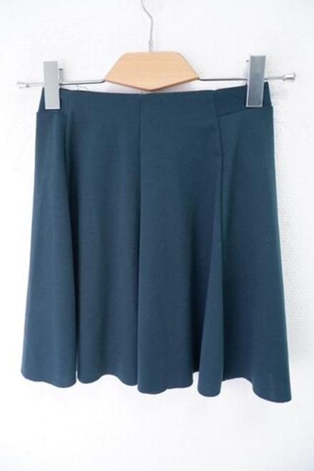 Юбка Bershka на резинке 44 размер