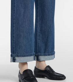 MAX MARA
