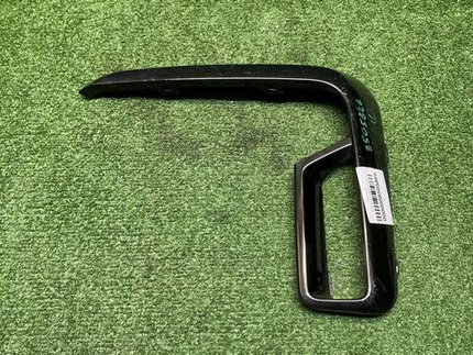 Накладка перед. бампера BMW 7er G11 19-22 M-paket