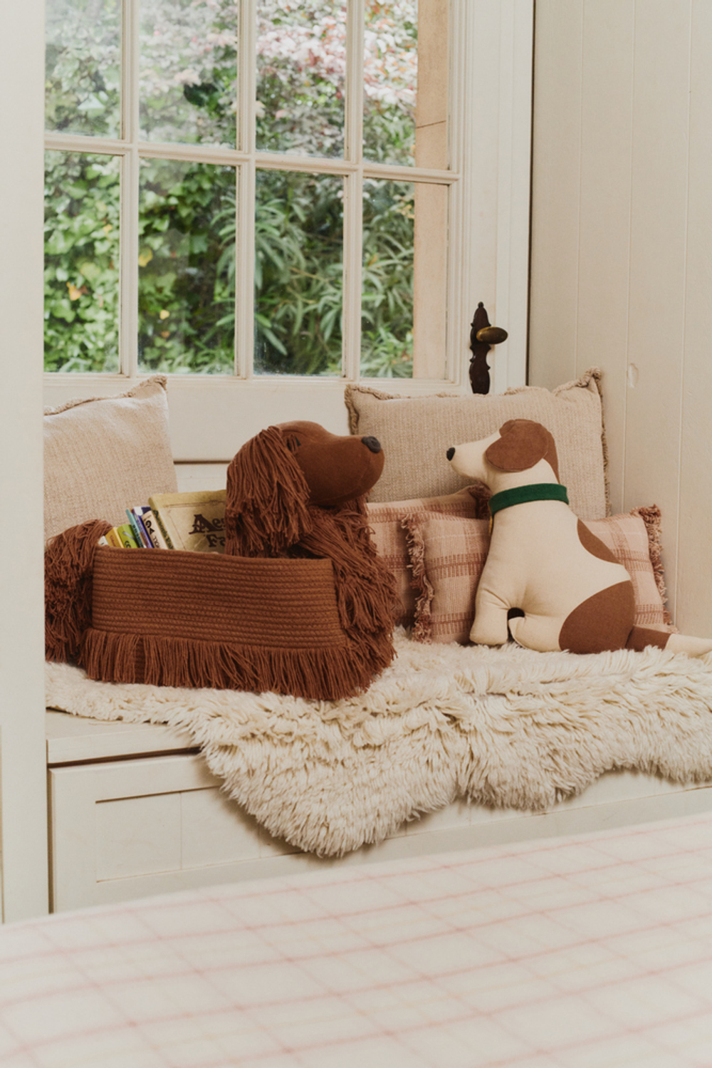 Подушка Lorena Canals Handloom Cushion Rose (25 x 40 см)