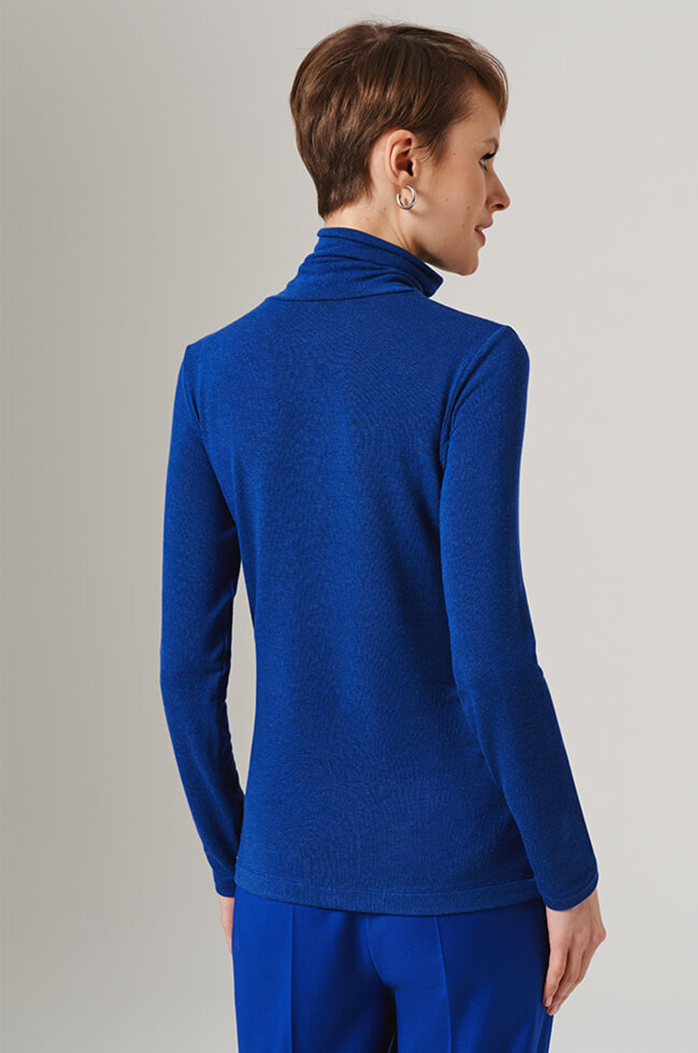 23110 Водолазка женская (ультрамарин)