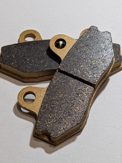 Колодки тормозные задние для эндуро мотоцикла износостойкие