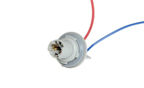 Патрон под лампу W5W Т10 (тип 6) с проводами, пластик (Nord Yada)