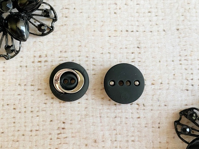 Пуговицы костюмные, d 1,8 см