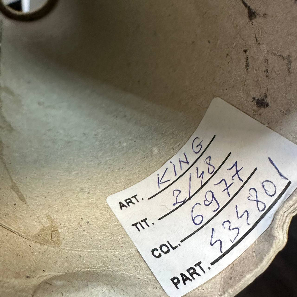 KING - Botto Giuseppe; 30% кашемир, 70% меринос; 2400м/100гр (2/48); col.6977, цвет: фиолетовый темный