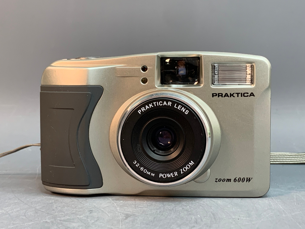 Praktica Zoom 600W
