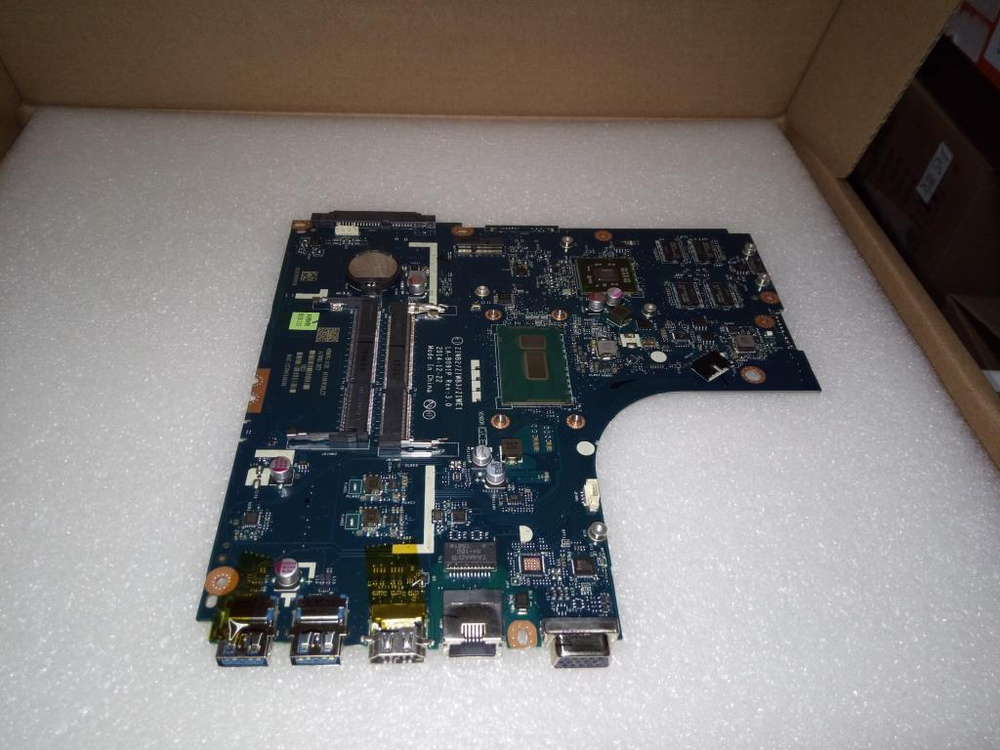 Материнская плата для ноутбука Lenovo B50-80 LA-B091P NOK Intel core I3-5020U Radeon R5 M330 2G FP NDC (5B20K02779), оригинал
