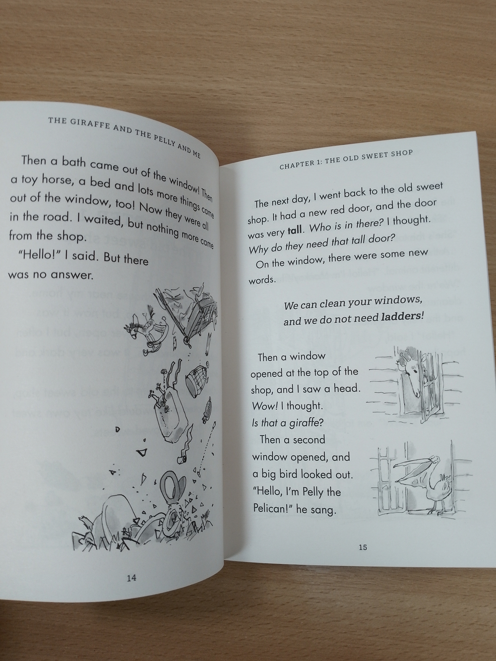 Penguin Readers Level 1: Roald Dahl The Giraffe and the Pelly and Me (ELT Graded Reader)