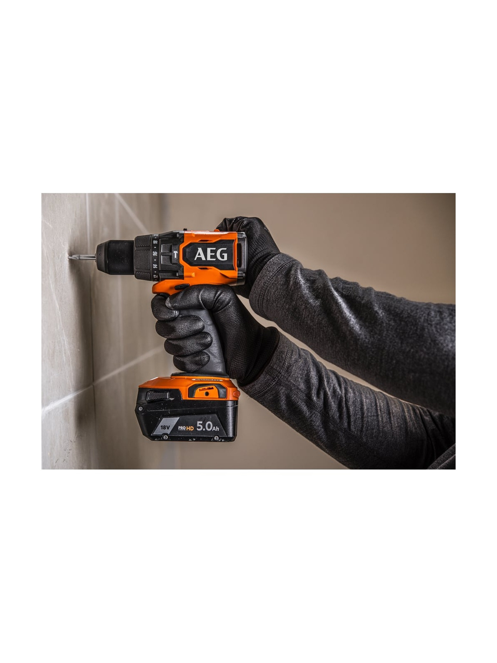 Ударная бесщеточная дрель-шуруповерт AEG BSB18BL2-0 18 В 4935481042
