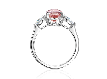 Кольцо с морганитом и бриллиантами огранки "Груша"