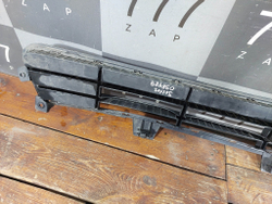 Решетка переднего бампера Kia Seltos 19-нв Б/У Оригинал 86531Q5000