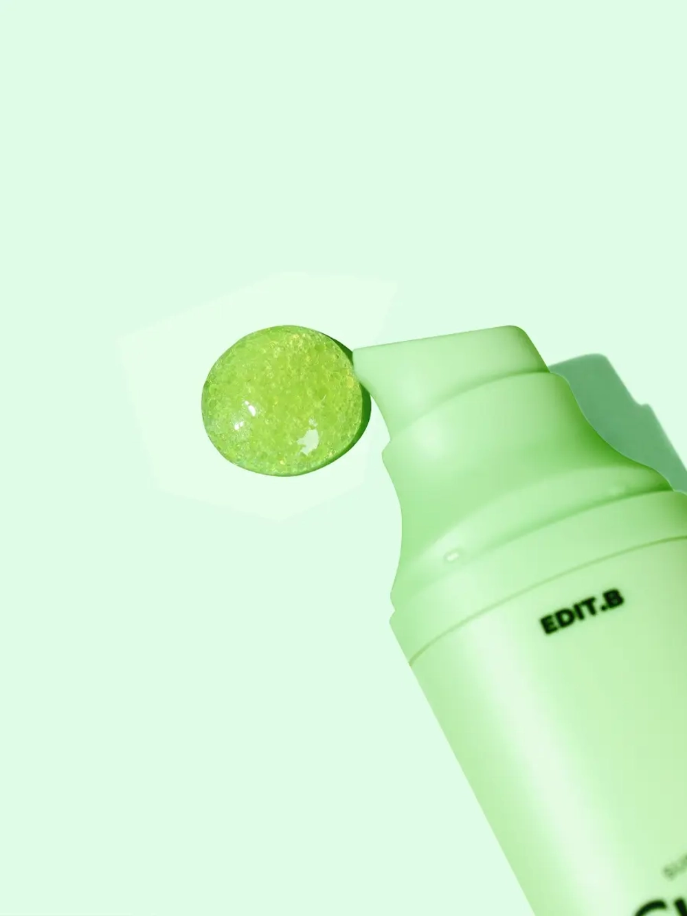 Edit.B Успокаивающая солнцезащитная сыворотка с экстрактом центеллы азиатской SPF50 Sunday Cica Sun Serum 55 мл