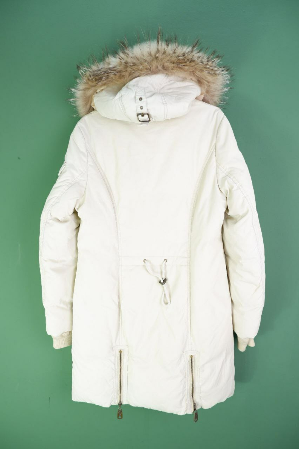 Пуховик Black Daffodil демисезонный 46 размер