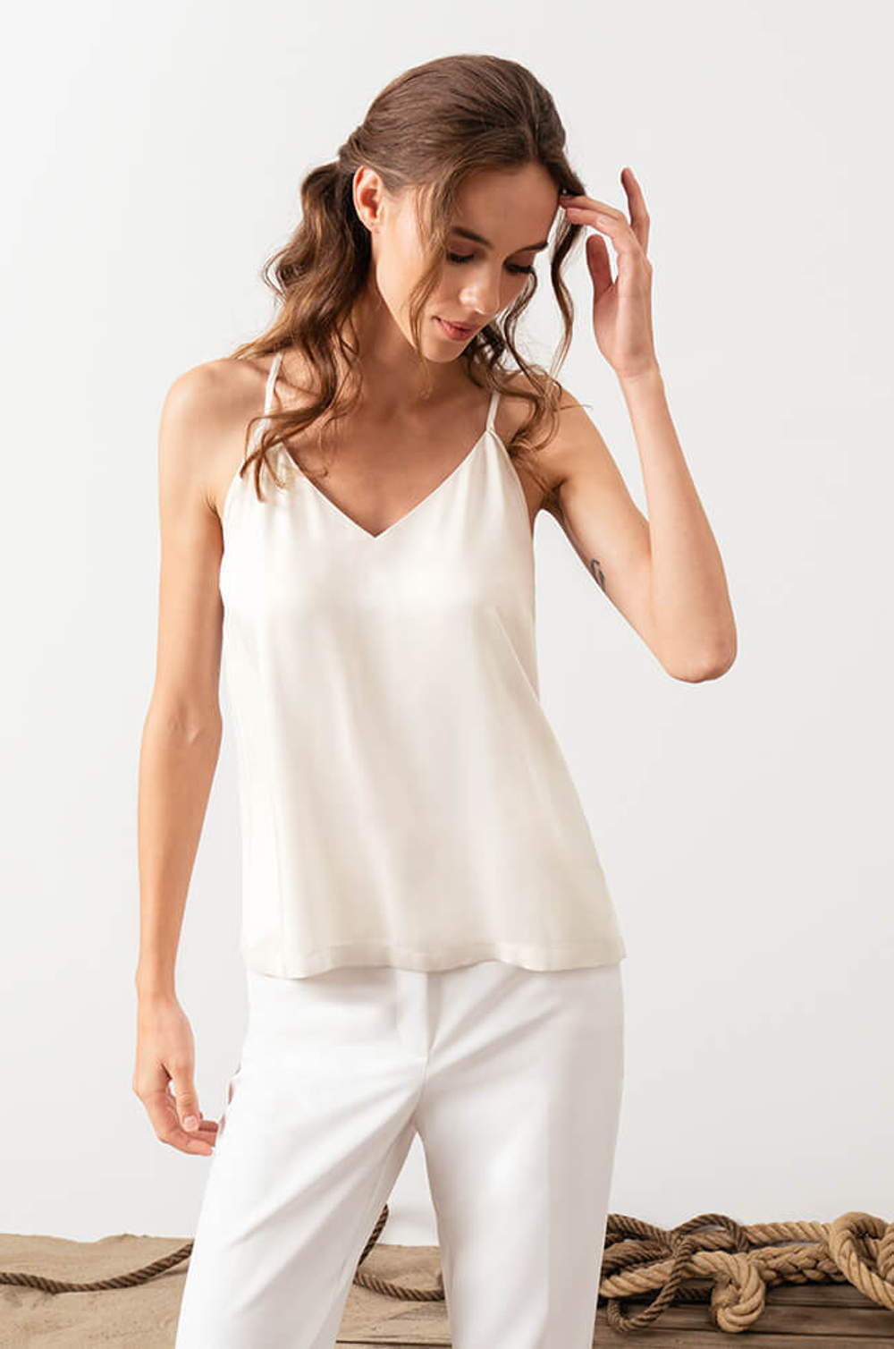 22997 Топ женский (молочный)