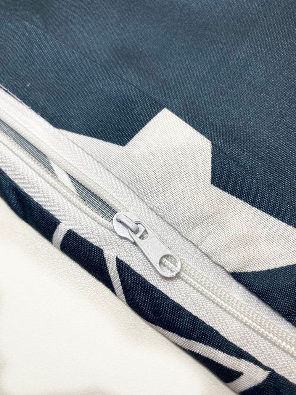 Постельное белье полисатин Simple House "Steloj" 1,5-сп Наволочка 50х70 см 1 шт Простынь 150x215 см Пододеяльник 145x215 см