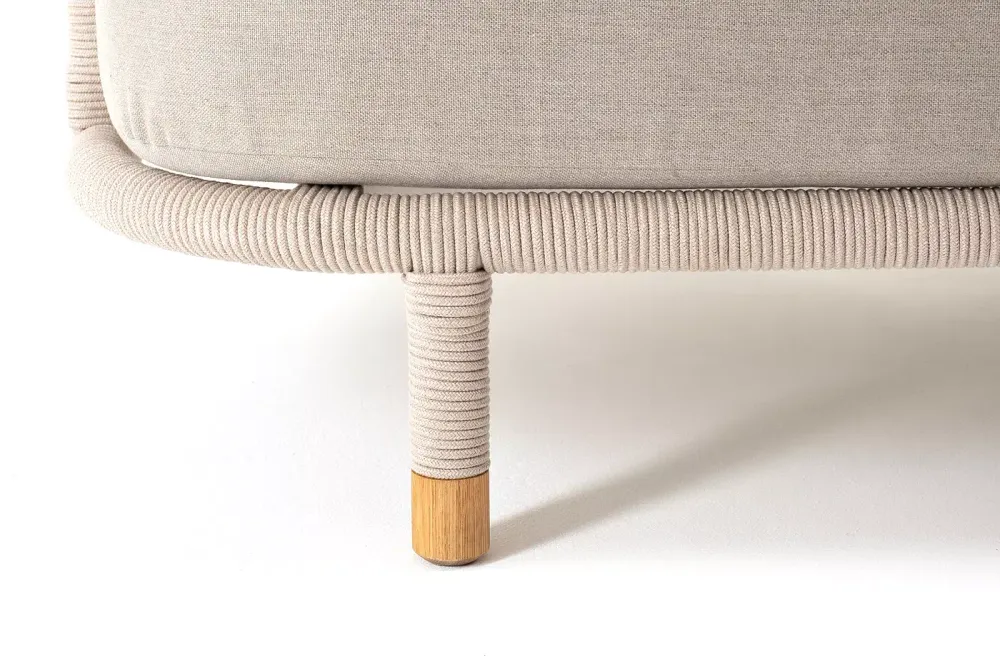 "Верона" диван 3-местный плетеный из роупа, каркас алюминий белый муар, роуп бежевый круглый, ткань бежевая 15052