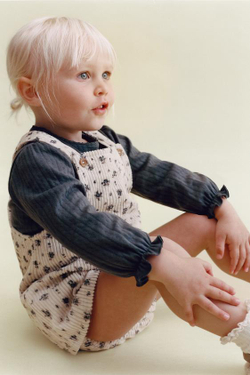 ZARA ФУТБОЛКА ИЗ АЖУРНОЙ ТКАНИ С КРУЖЕВОМ, АНТРАЦИТОВО-СЕРЫЙ