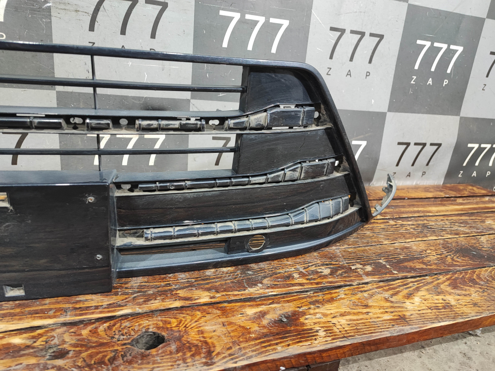 Решетка переднего бампера Exeed LX 19-нв Б/У Оригинал 602001916AADQJ