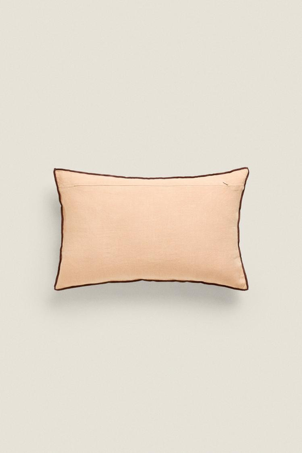 ZARA HOME ЧЕХОЛ НА ПОДУШКУ С ОВЕРЛОКОМ, РОЗОВАТО-БЕЖЕВЫЙ