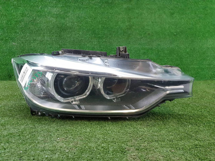 Фара правая BMW 3er F30 F31 (2011-2016) ксенон