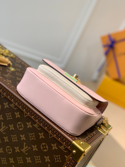 Louis Vuitton Lockme Tender