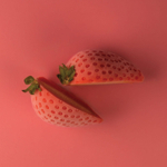 Силиконовая форма с вырубкой FRAGOLA (Клубника) 30 мл, Silikomart, Италия