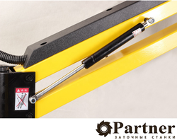 Электрический резьбонарезной манипулятор Partner DS16