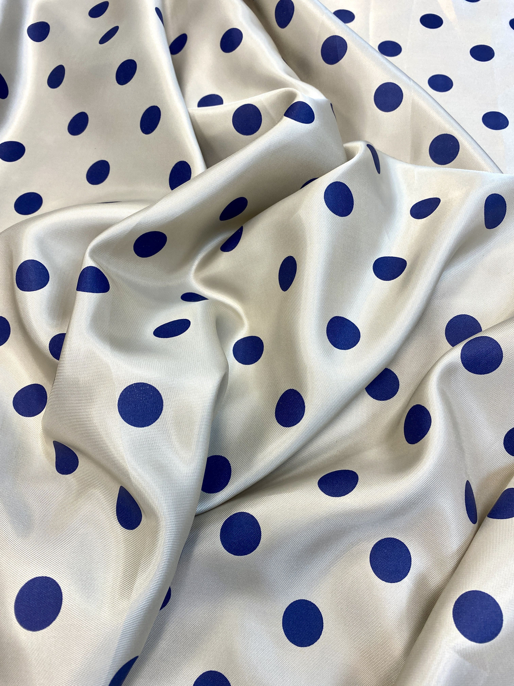 Ткань подкладочная ( облегченная) 62% ацетат 38% вискоза Италия ш-145см цена за 1 м