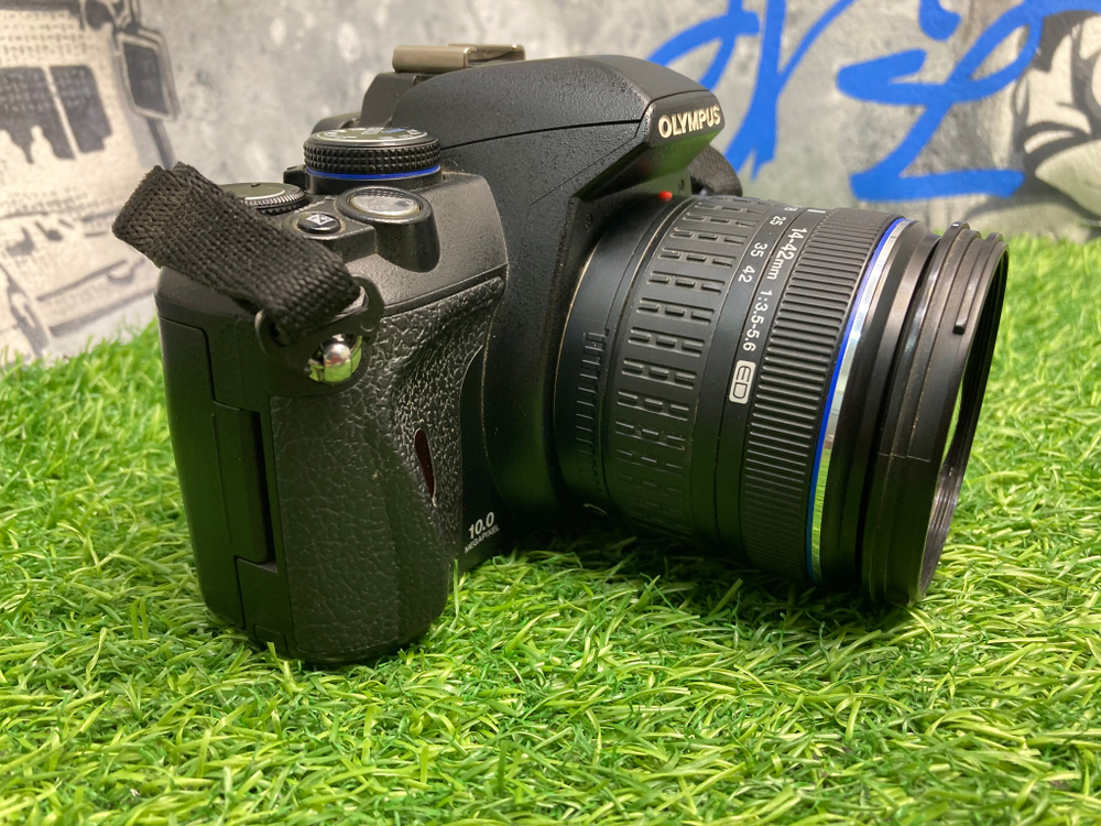 Olympus E-450 Kit 14-42mm 3.5-5.6