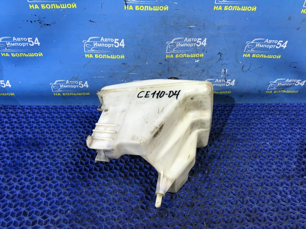 Бачок омывателя TOYOTA COROLLA 1996