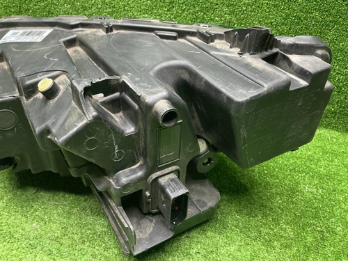 Битая Фара правая Geely Atlas Pro (2021-2025) LED