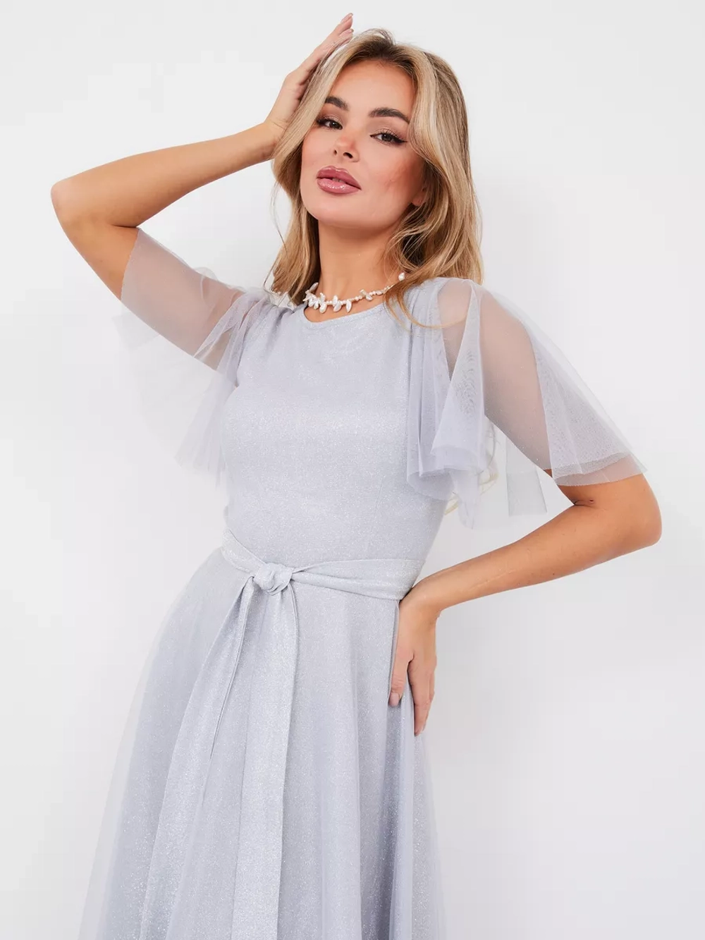 Платье вечернее блестящее