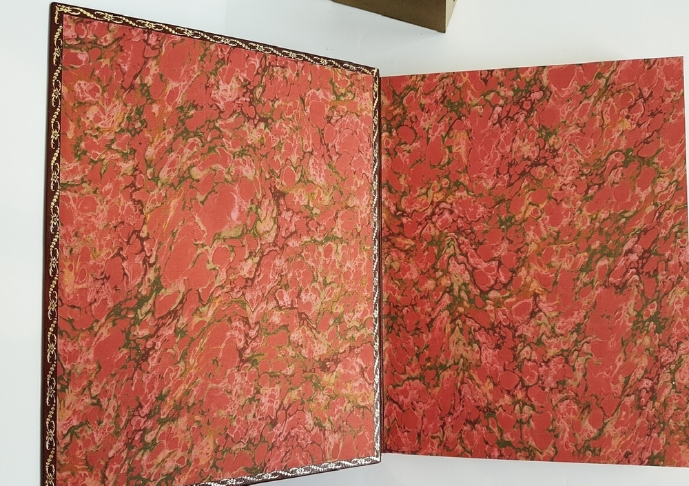 "150 лет Никольско-Бахметевского хрустального завода князя А. Д. Оболенского. Описание истории завода и краткий очерк о развитии стекольного дела в России" 1914 год - книга в подарок