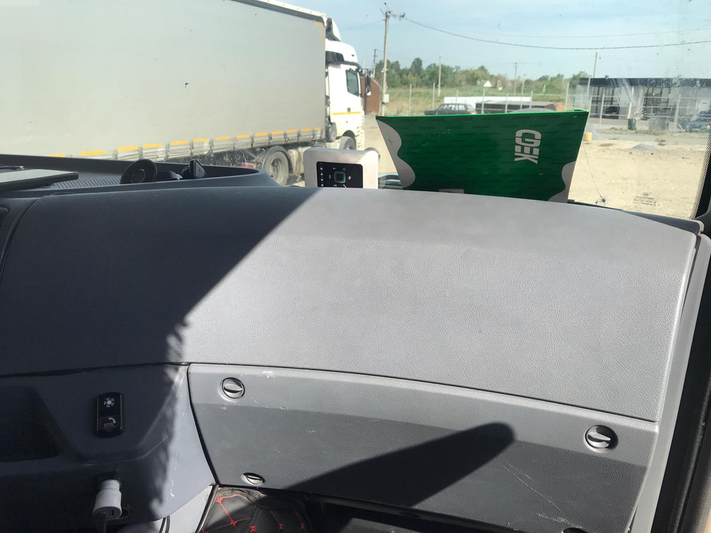 КамАЗ 5490 4x2 Седельный тягач 5490-032-87(S5) NEO (Дизельный, 12,0 л, 401 л.с., МТ)