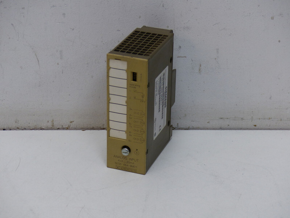 SIEMENS 6ES5 464-8ME11