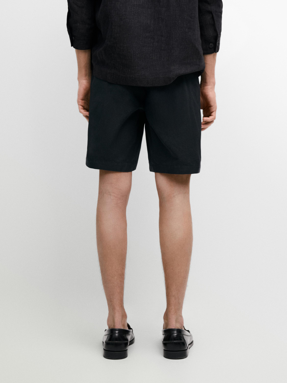 Massimo Dutti Хлопковые шорты-бермуды с декоративной отделкой на поясе, темно-синий