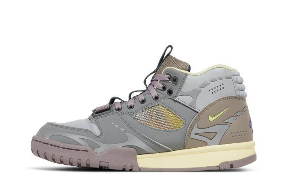 Nike hi trainers on sale