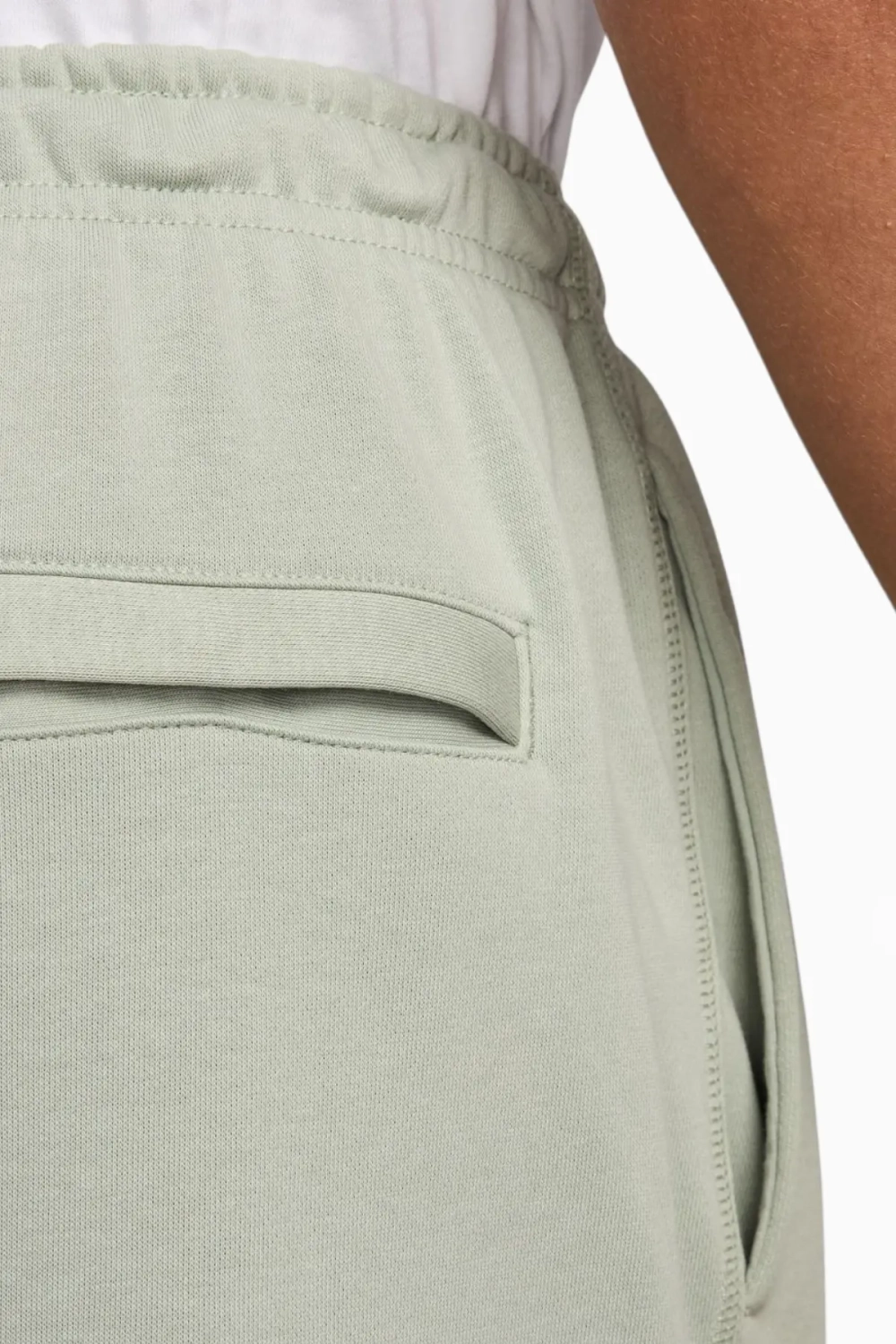 Шорты Nike Club - зеленый