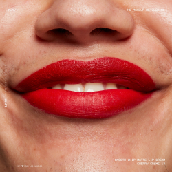 NYX Professional Makeup Smooth Whip Matte Lip Cream - Бархатистая разглаживающая помада, 4 ml