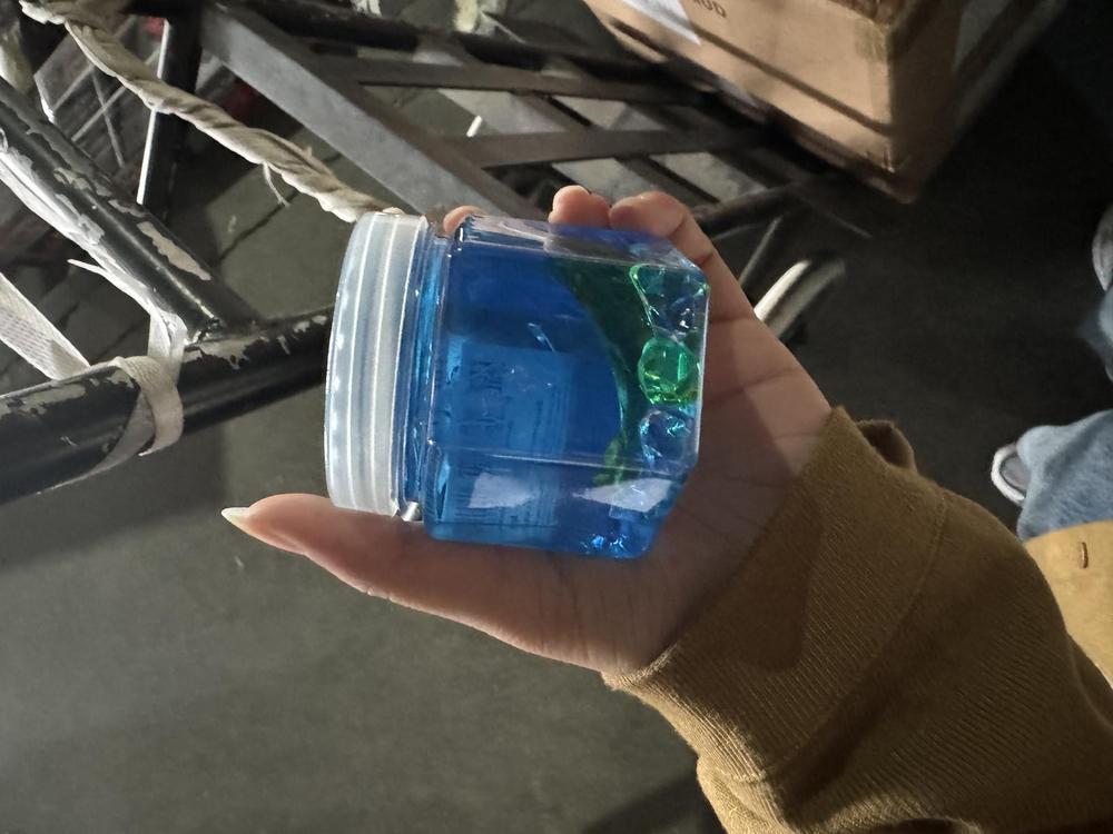 Лизун в банке 120 г с животным и кристалами, 12 шт в шоубоксе, 4 цвета микс, с-30804л