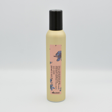 DAVINES Мусс-объем для стойкой воздушной текстуры More Inside
