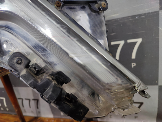 Фара правая LЕD Kia Carnival 4 (KA4) 20-нв Б/У Оригинал 92102R0200