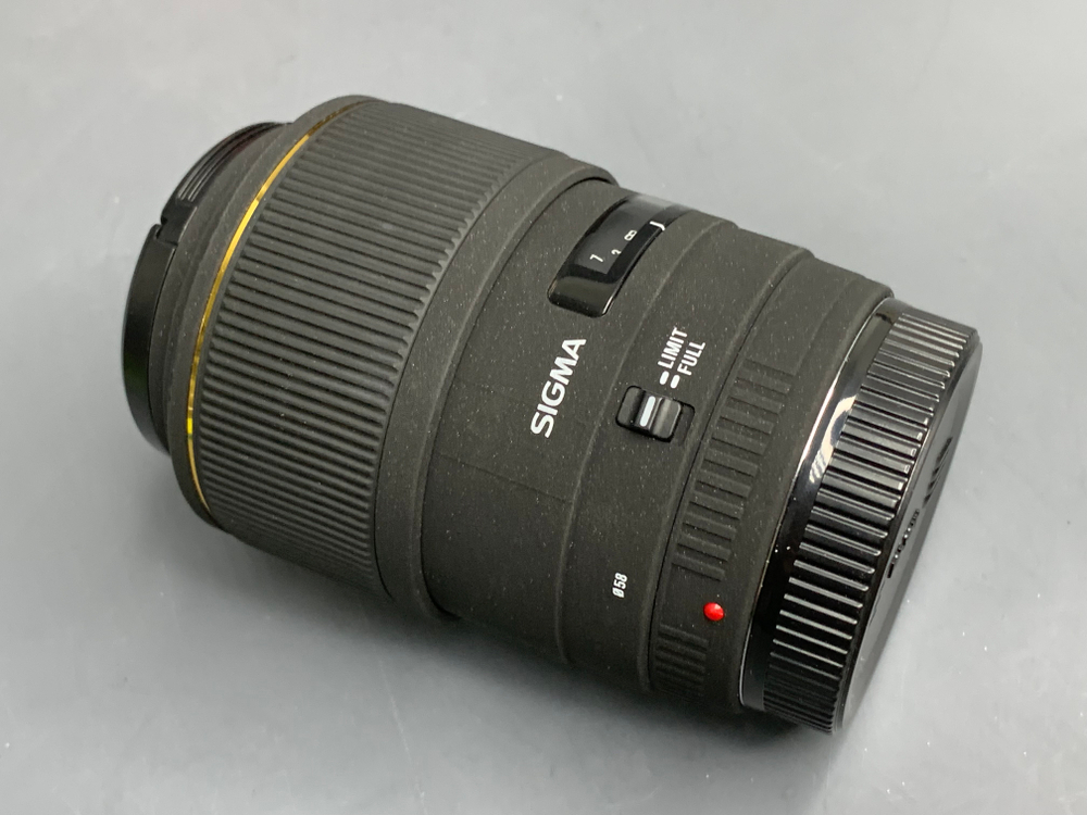 Sigma AF 105mm 2.8 EX DG Macro Sony A