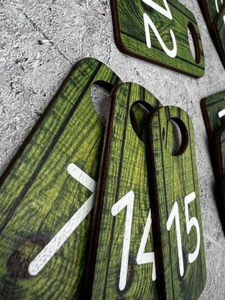 Номерки для гардероба 4х8 см