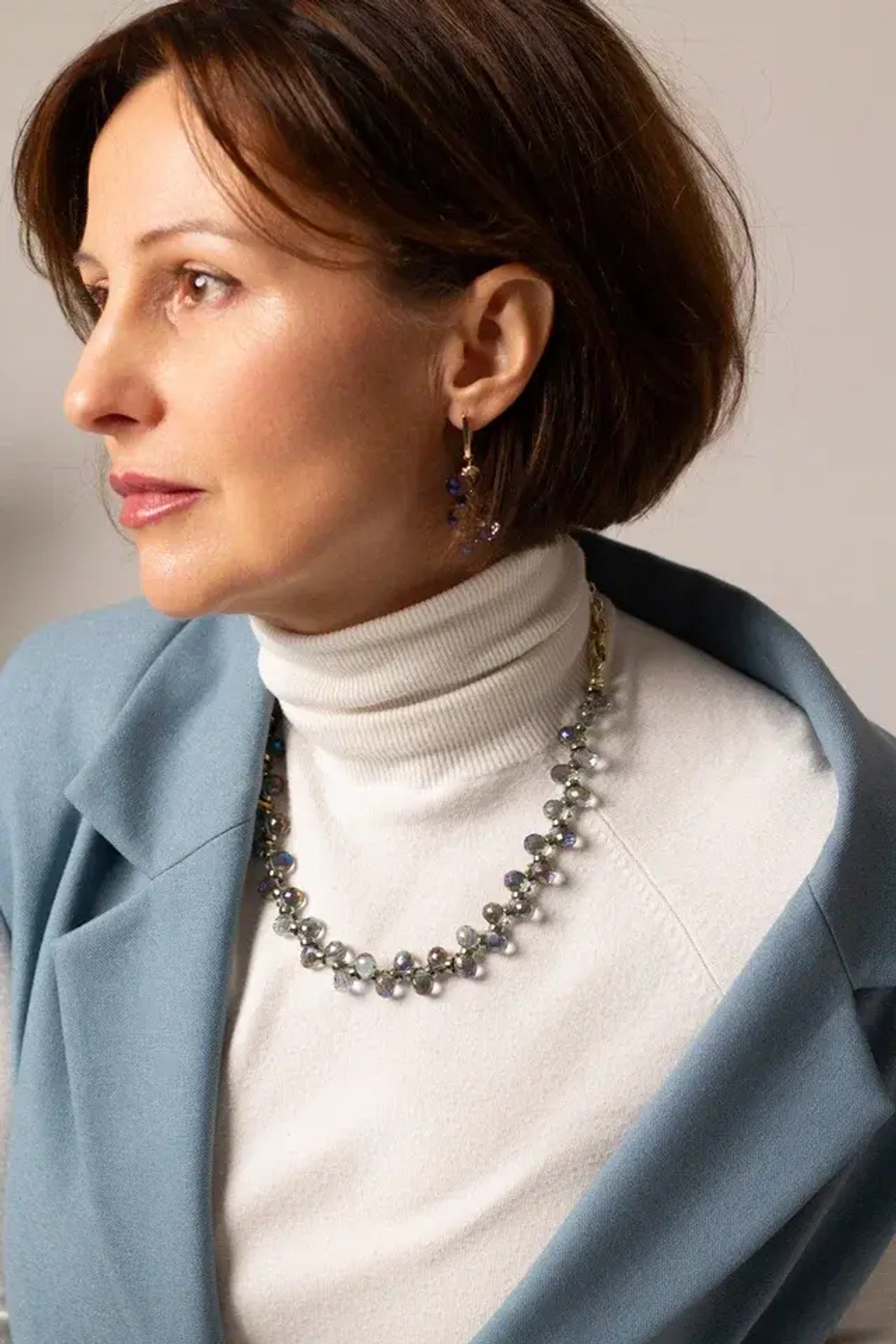 Серьги "Деора" серо-голубой чешский хрусталь, оттенок золото